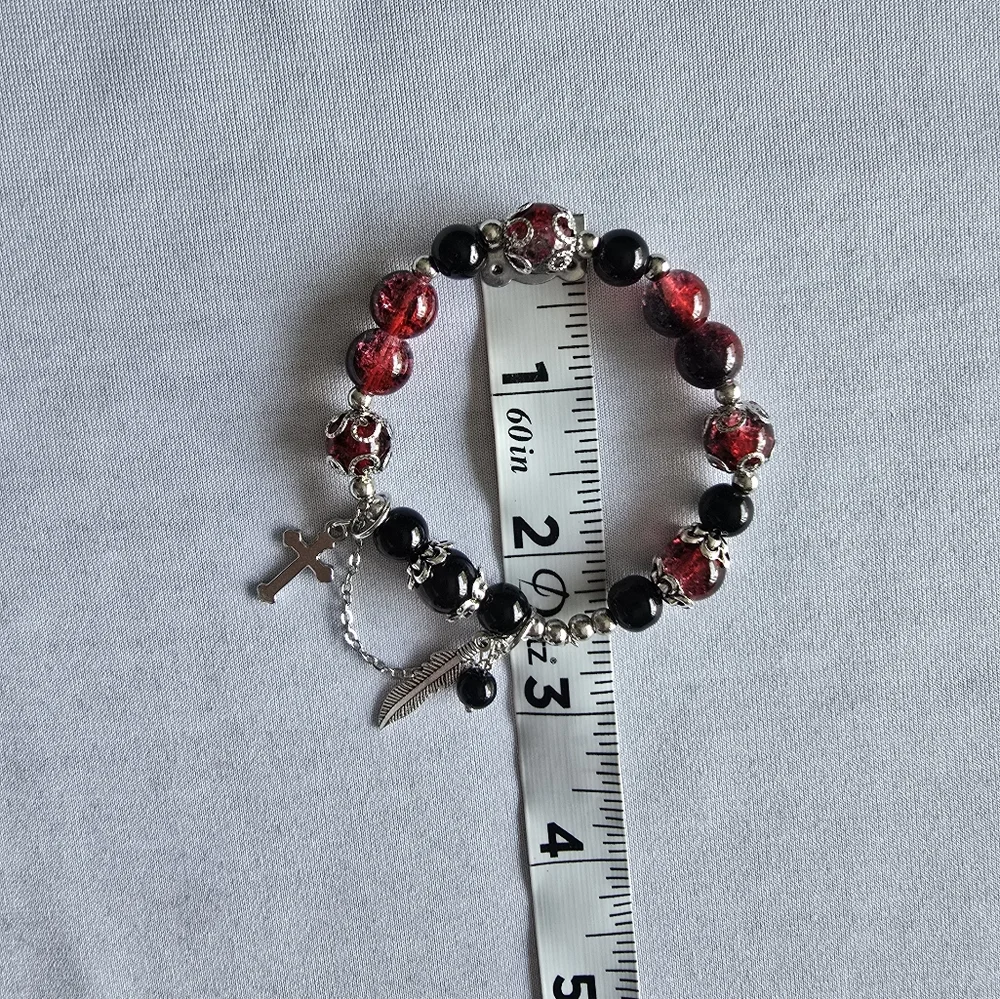 Black and Red Beaded Elastic Bracelet with Silver‎ Charms